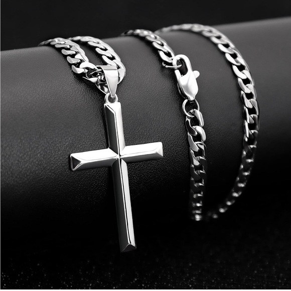 925 Sterling Silver Cross Chain Necklace - Picture 2 of 6